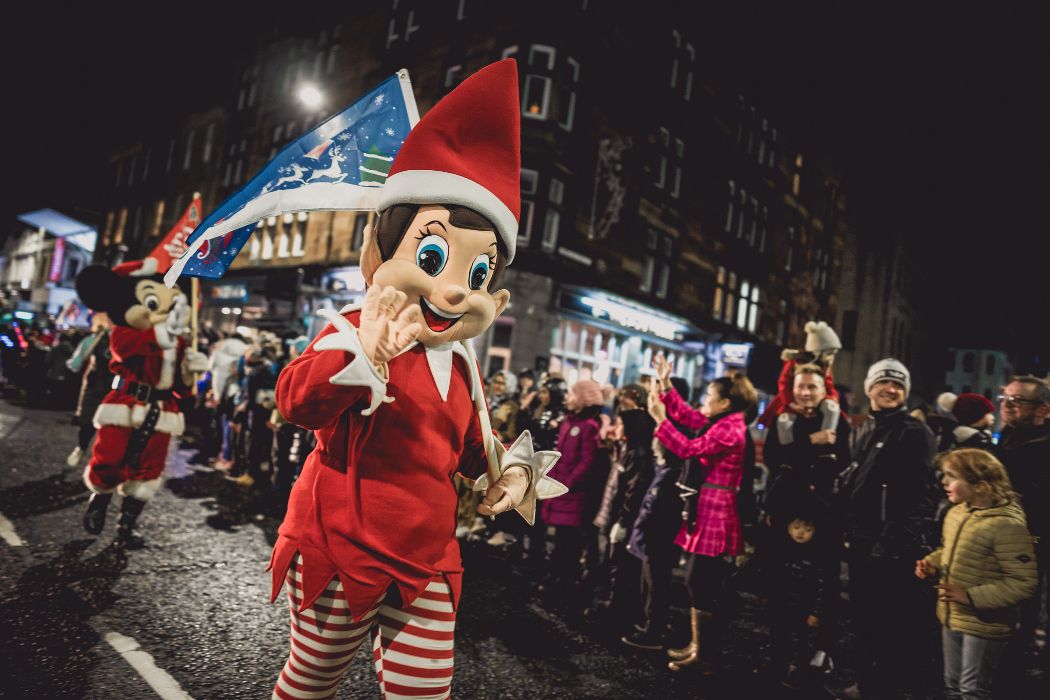 Christmas Lights Switch On 2022