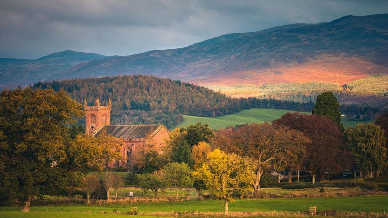 Creiff Parish Church visitscotland